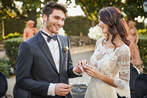 How to plan a destination wedding in Italy