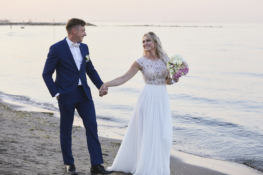 Wedding on the beach near Venice 16