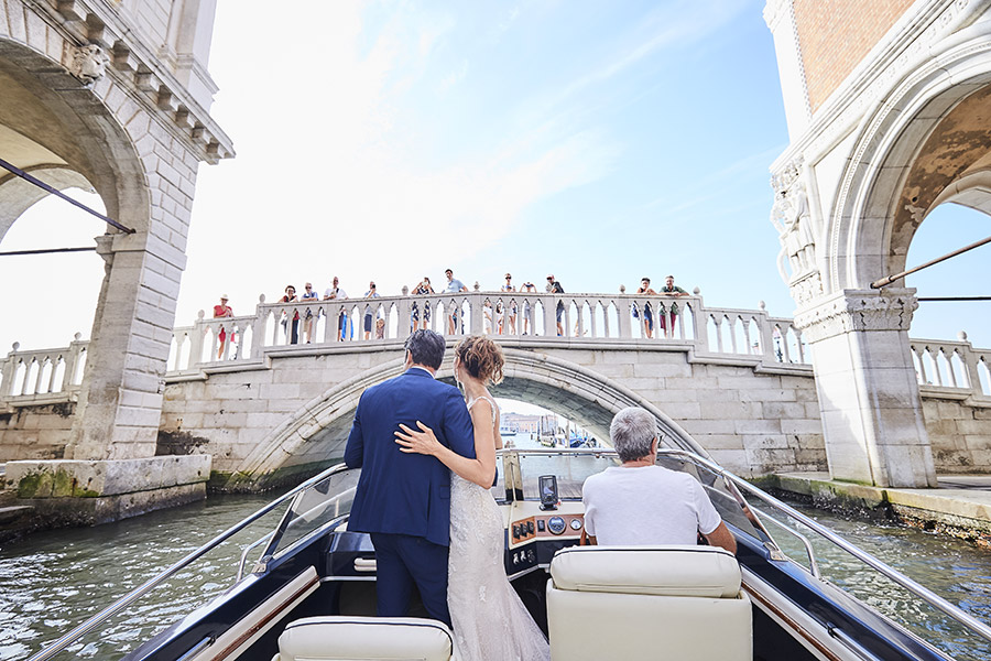 Wedding on a boat near Venice 2