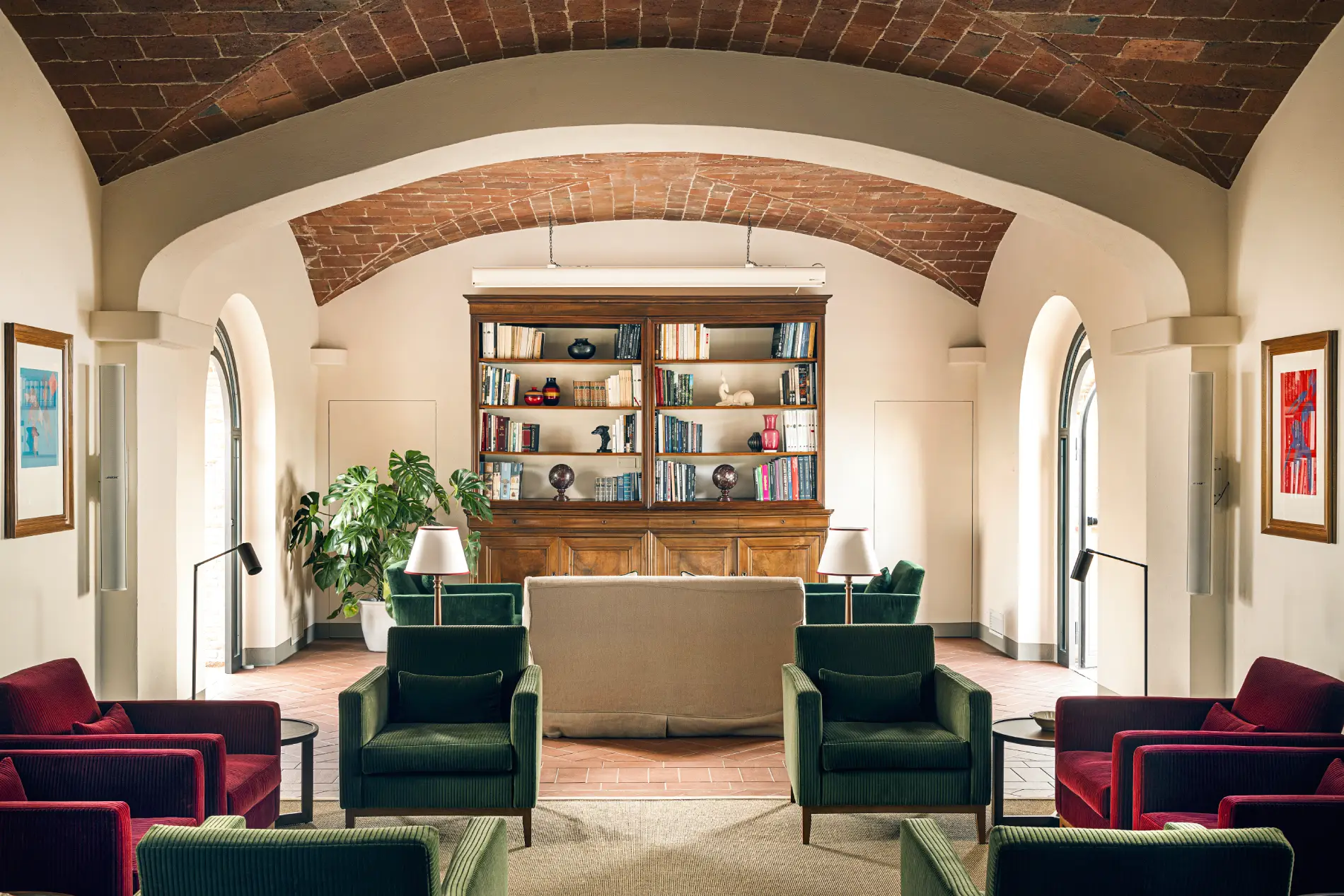 Fontanelle-Estate-Cicognani-wedding-Club House-Living-room