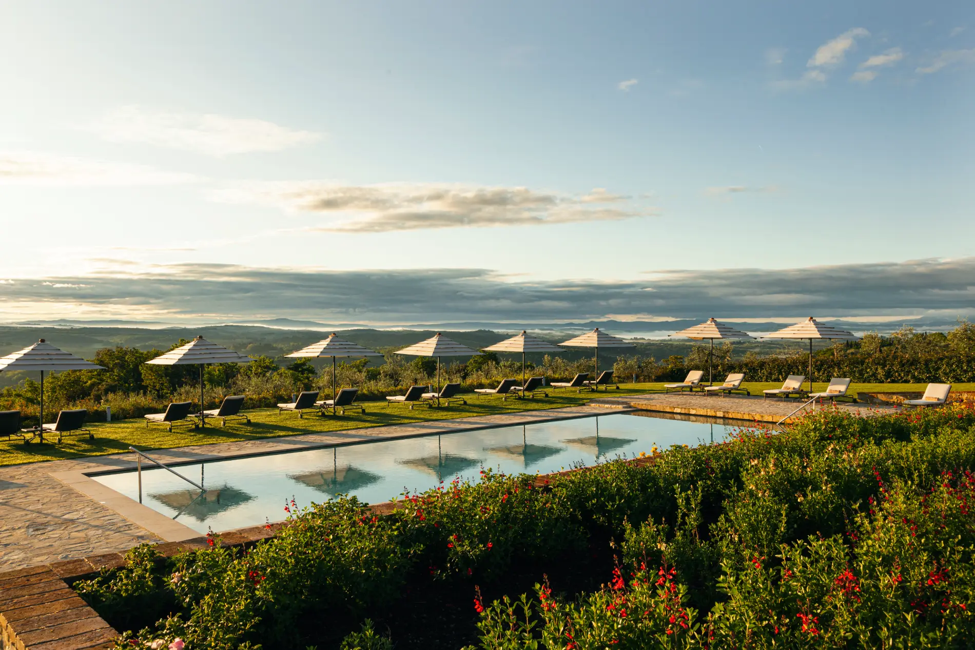Fontanelle-Estate-Cicognani-wedding-Swimming-Pool