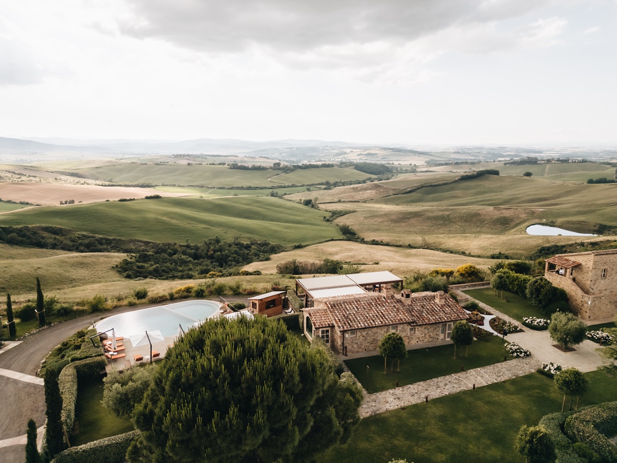 Capanna Suites for small luxury wedding
